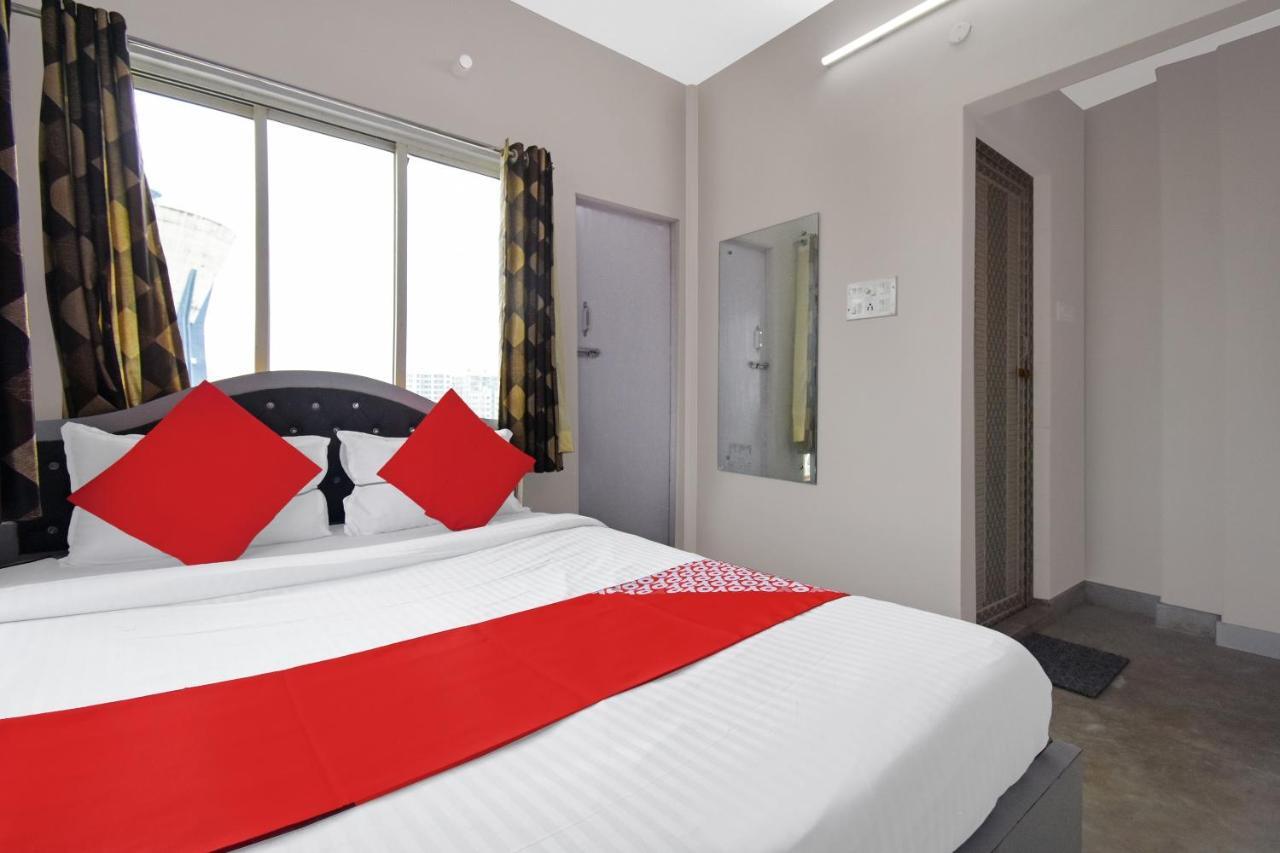 Super Hotel O J M T Upasana Колката Екстериор снимка